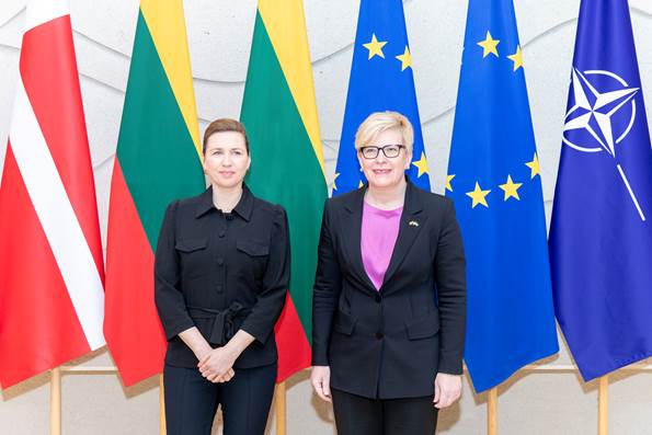 Statsminister Mette Frederiksen sammen med Litauens premierminister Ingrida Šimonytė.
