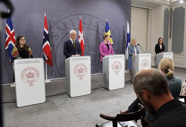De nordiske statsminister afholder fælles pressemøde