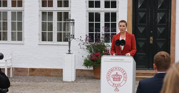 Statsminister Mette Frederiksen ved pressemødet på Marienborg, hvor hun udskrev valg den 5. oktober 20222. Foto: Statsministeriet.