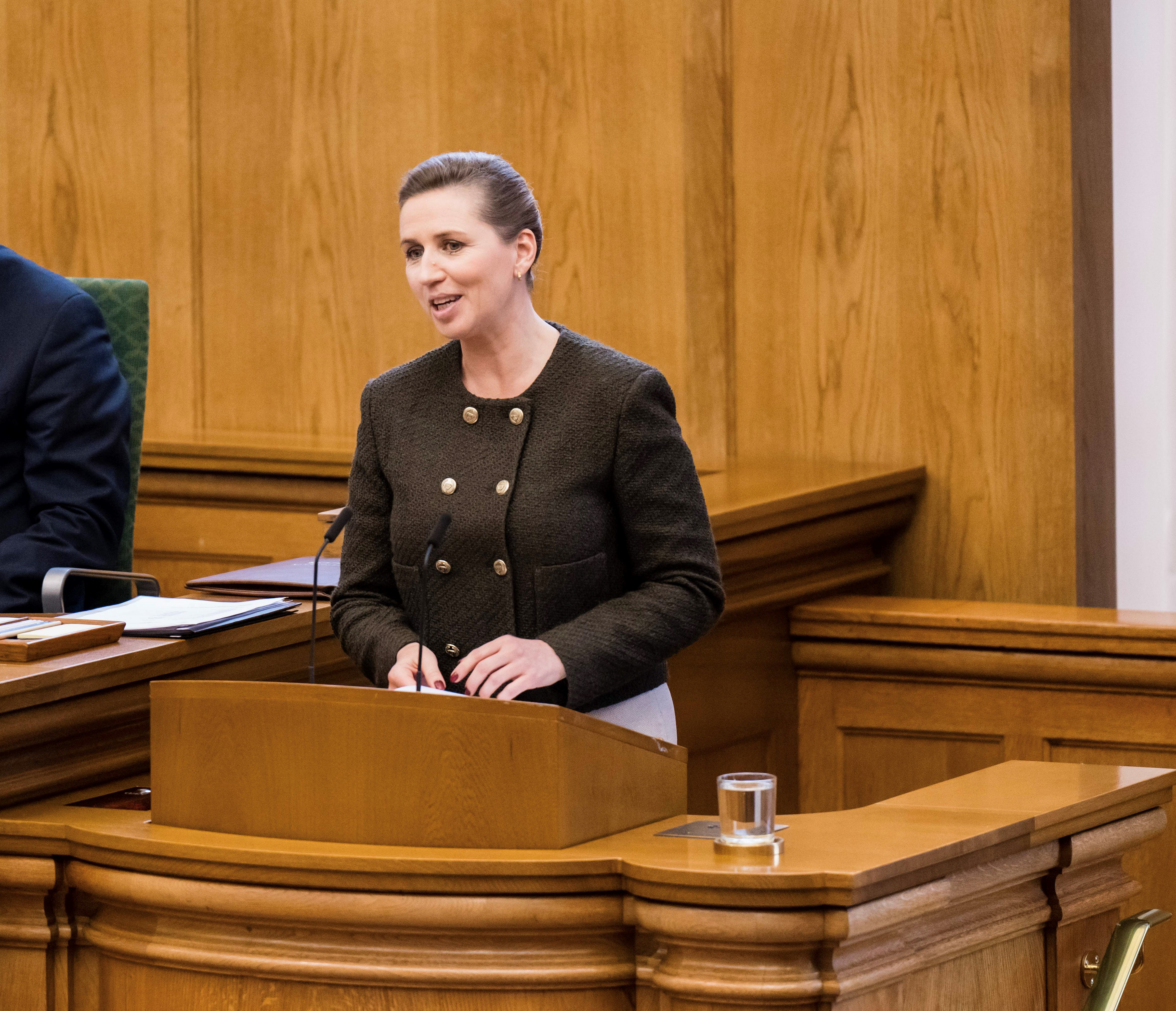 Statsministeren på talerstolen i forbindelse med redegørelsen til Folketinget 17. januar 2023